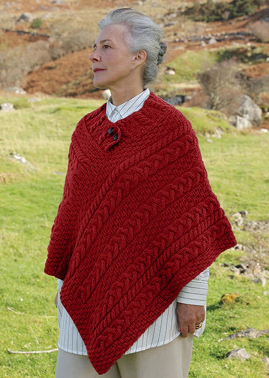 Aran poncho With Button
