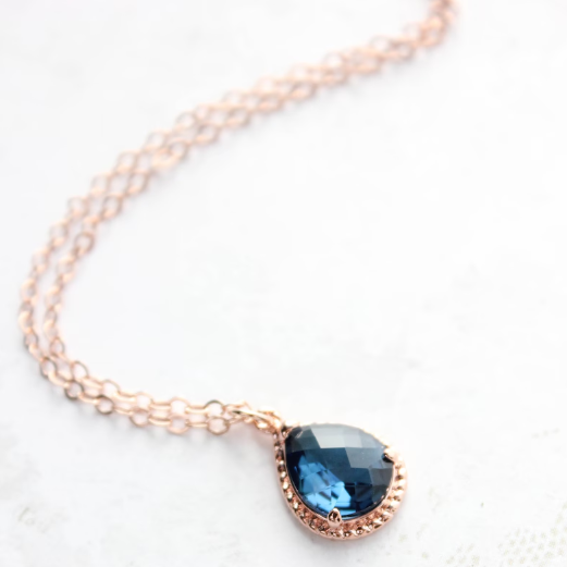 Glass Teardrop Pendant Rope Setting
