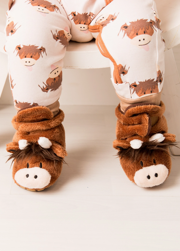 Neutral Hamish Highland Cow Booties