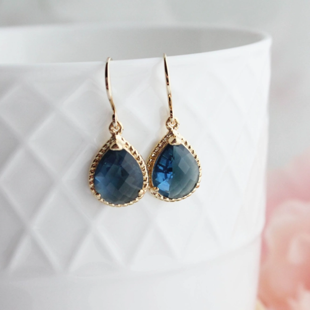 Glass Teardrop Pendant Rope Setting