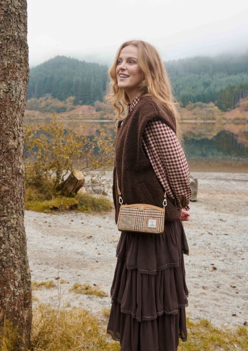 The Ailsa Leather Crossbody