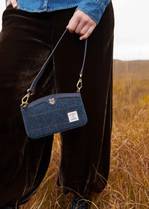 The Ailsa Leather Crossbody