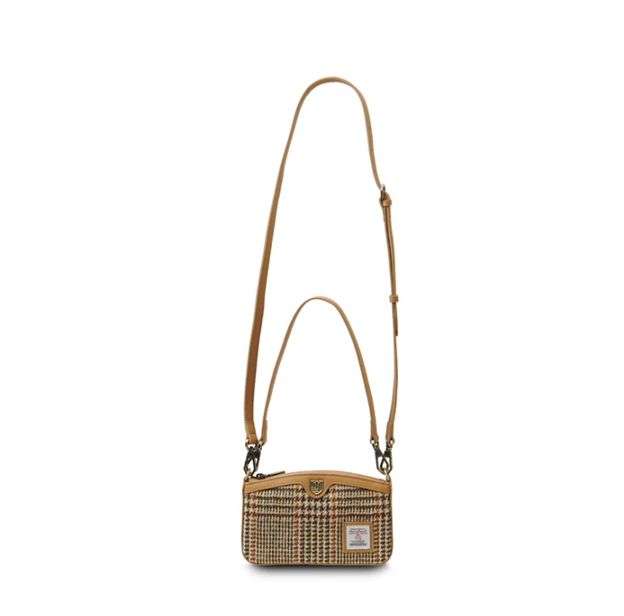 The Ailsa Leather Crossbody