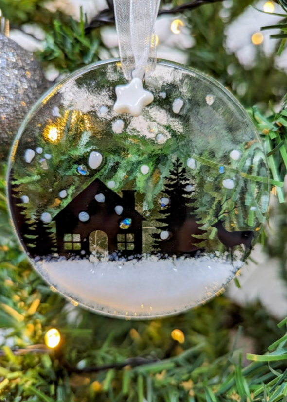 Christmas Decoration Handmade Glass - Cabin in the Woods