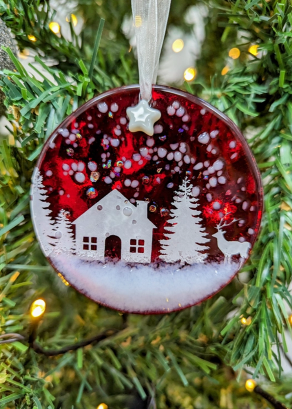 Christmas Decoration Handmade Glass - Cabin in the Woods