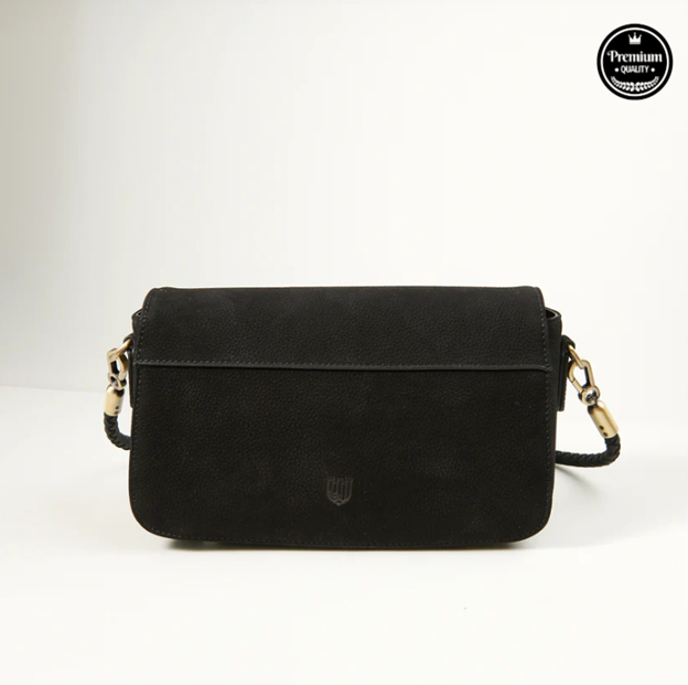 The Caithness Leather Clutch