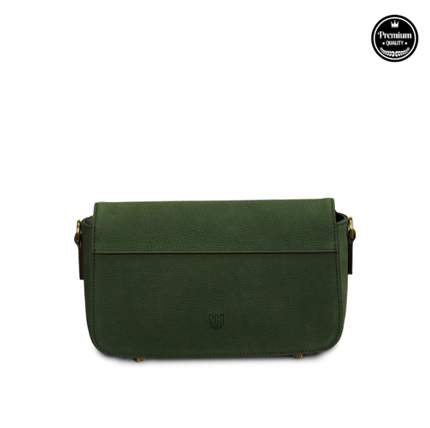 The Caithness Leather Clutch