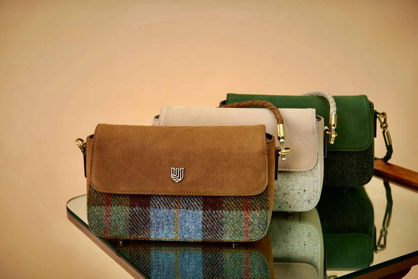 The Caithness Leather Clutch