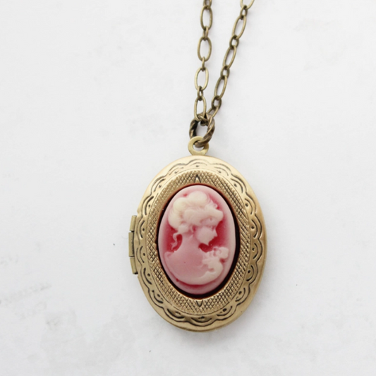 Cameo Locket - Red Lady