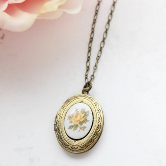 Cameo Locket - Yellow Rose