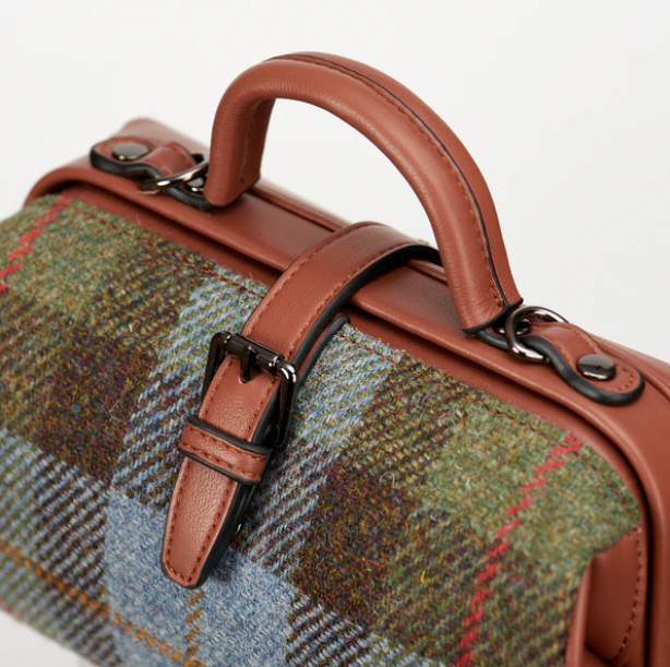 Harris Tweed Medium Doctor Bag