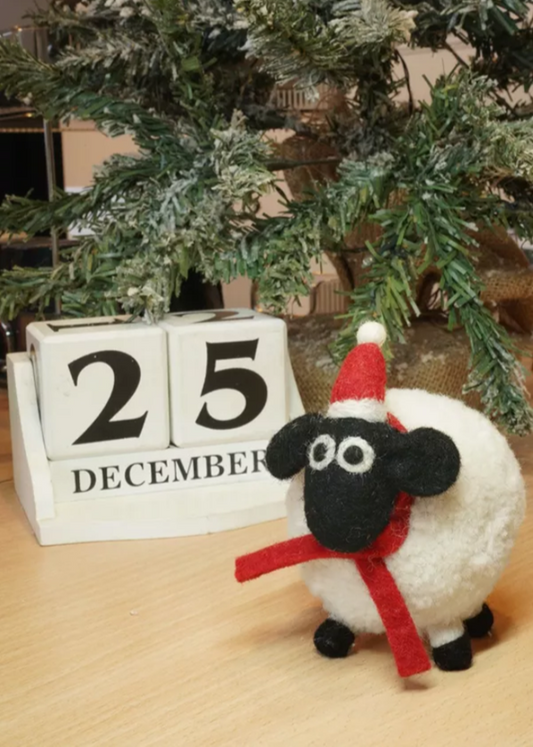 Margaret The Sheep At Christmas