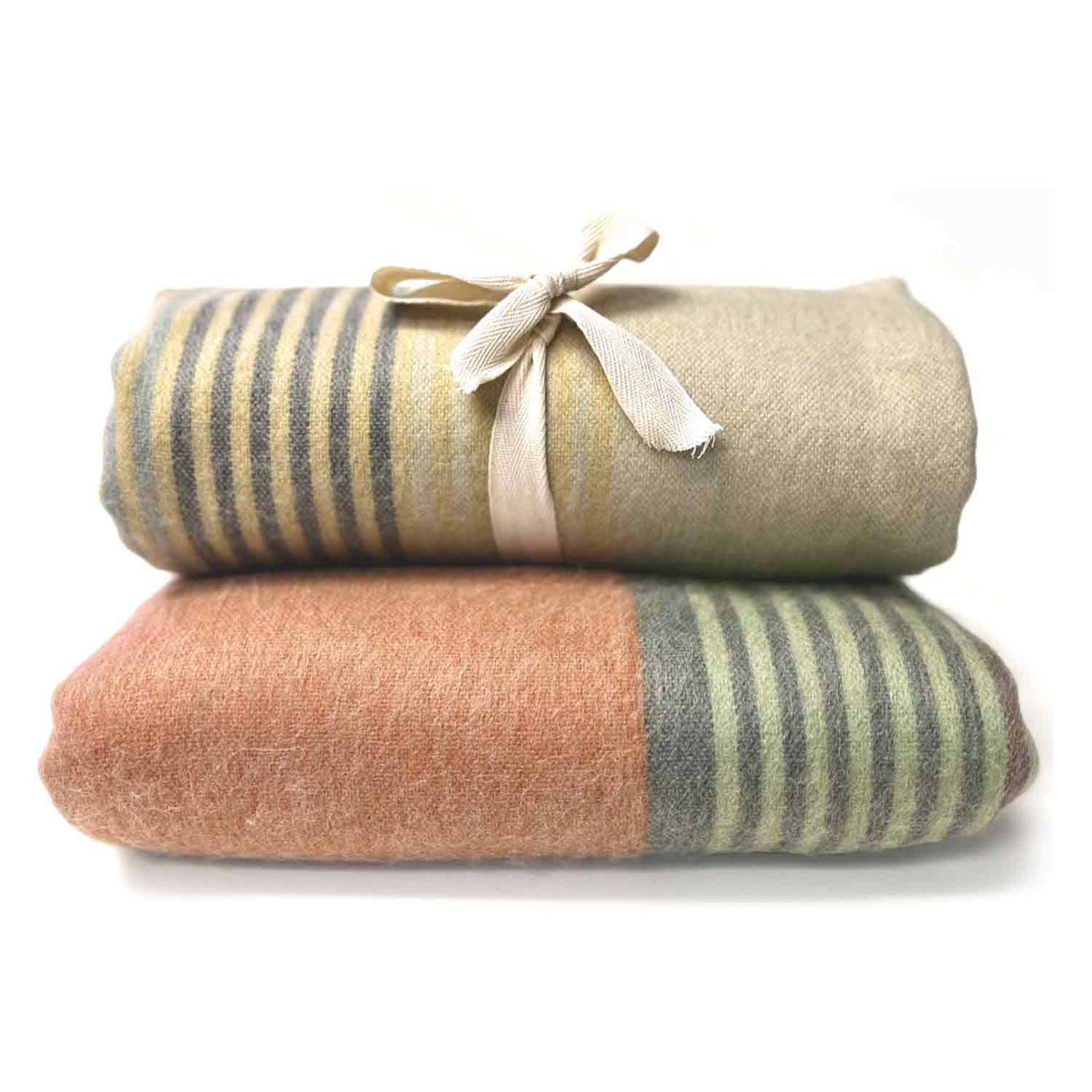 Alpaca Reversible Throw - Spectrum