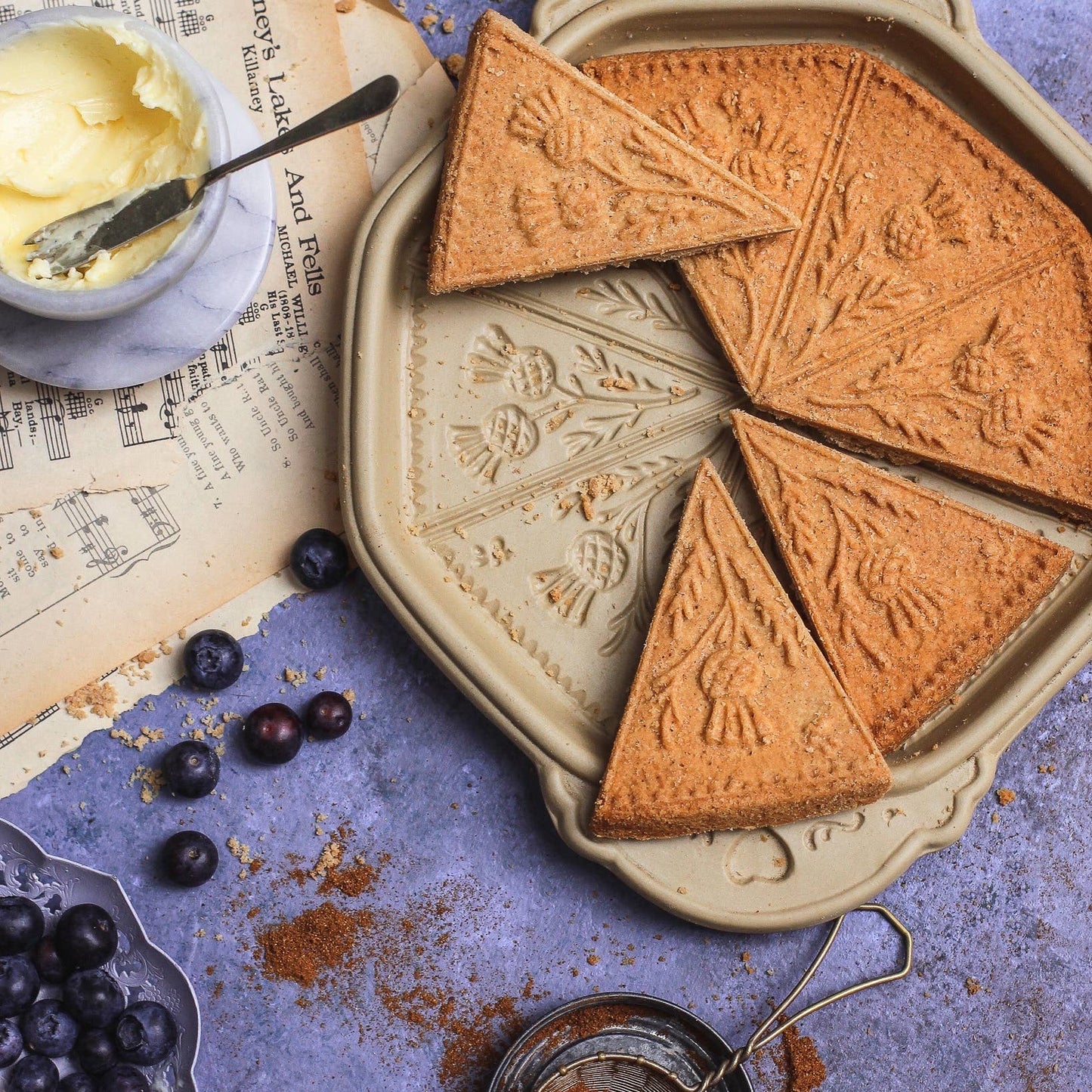 Shortbread Pan - Celtic Spring