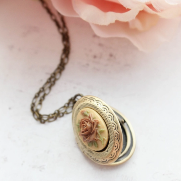 Cameo Locket - Cocoa Brown Rose