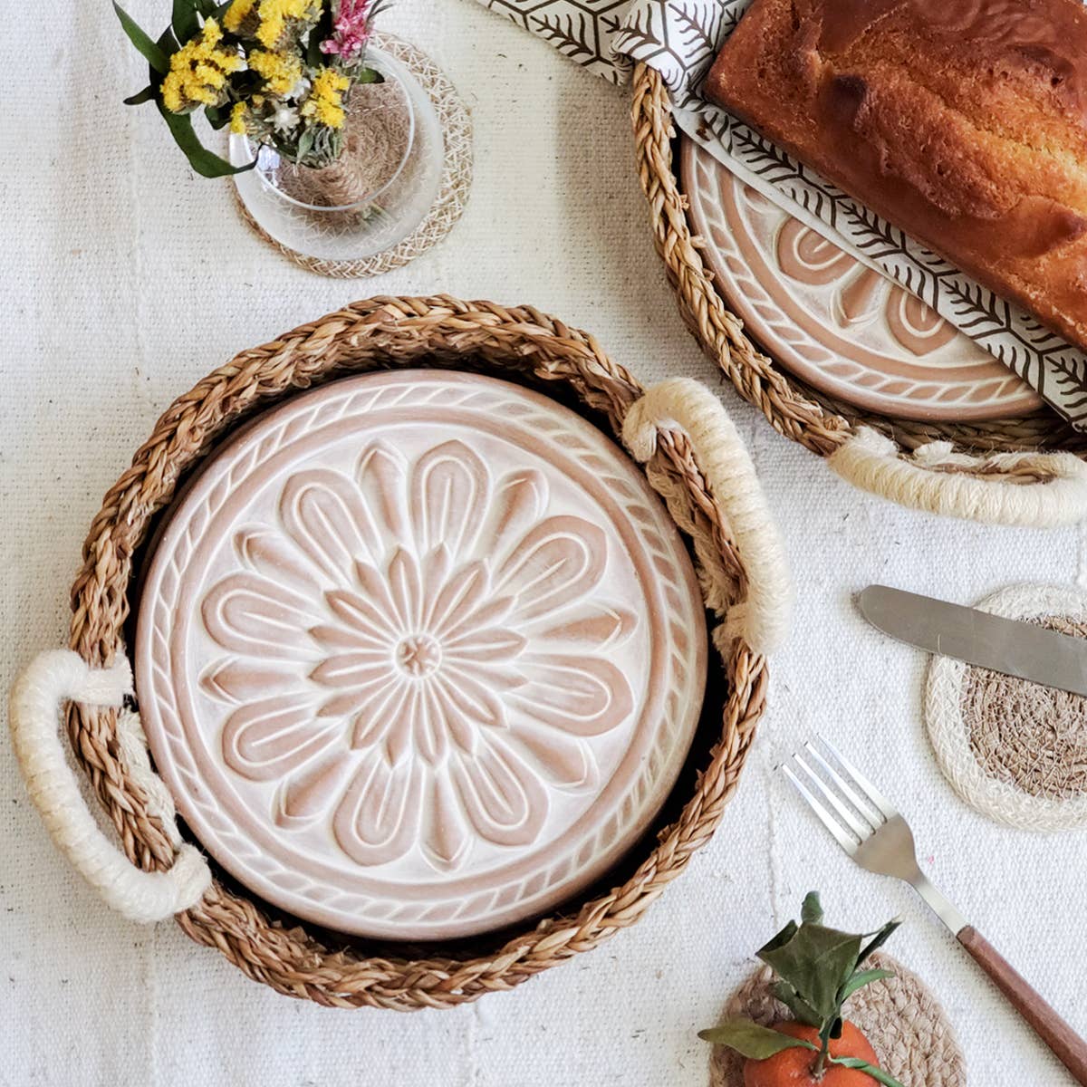 Handmade Bread Warmer & Wicker Basket - Vintage Flower Round