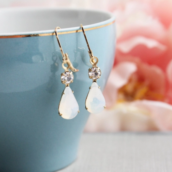 Vintage Glass Earrings -Teardrop - White Opal